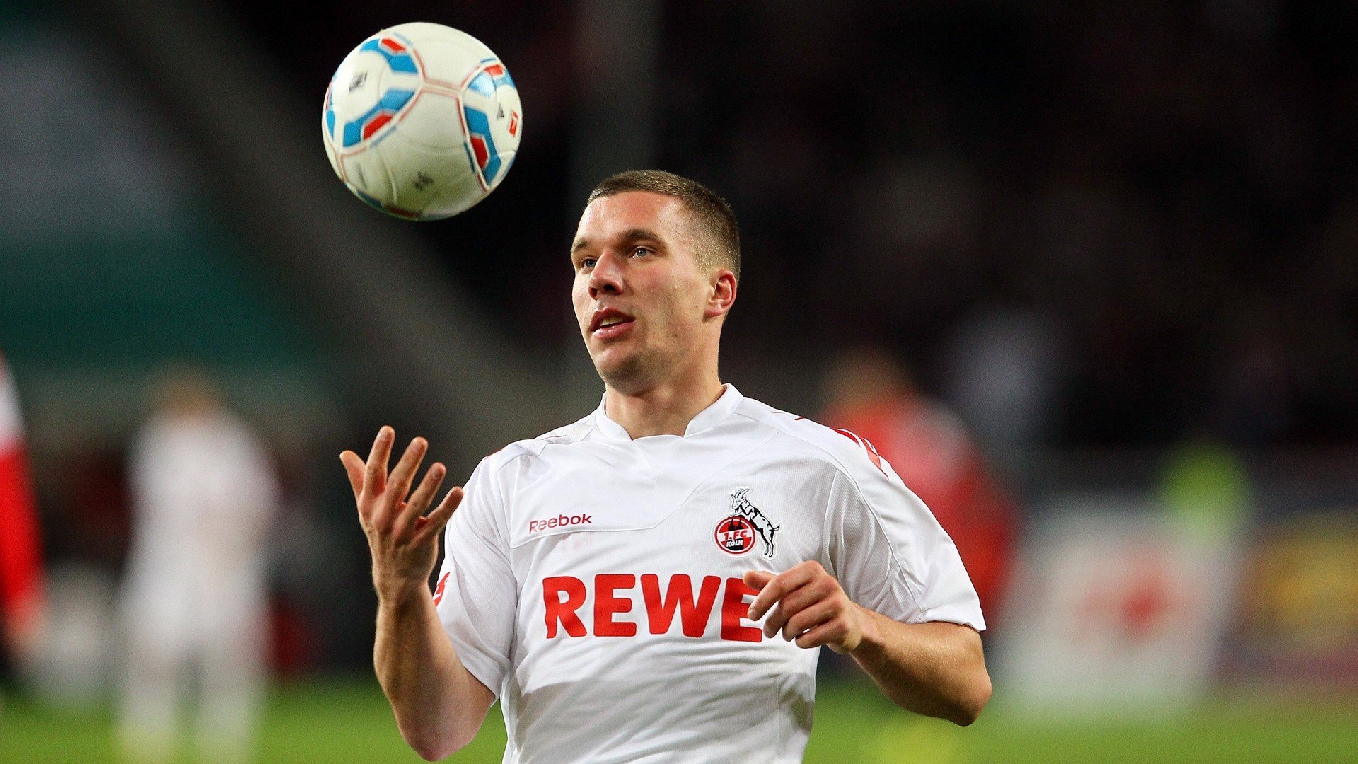 法甲联赛：年轻球员快速成长，法甲年轻中场